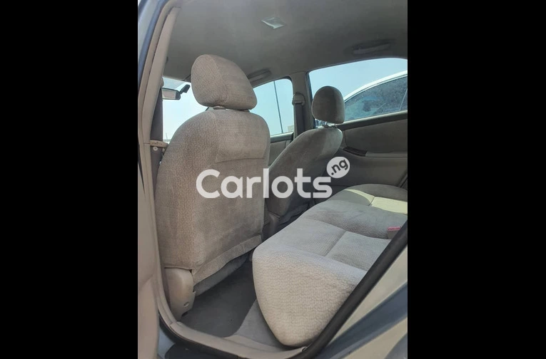 Registered 2004 Toyota Corolla LE - 5/7