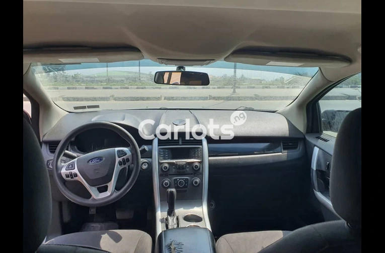 Foreign used Ford Edge 2012 model - 4/7