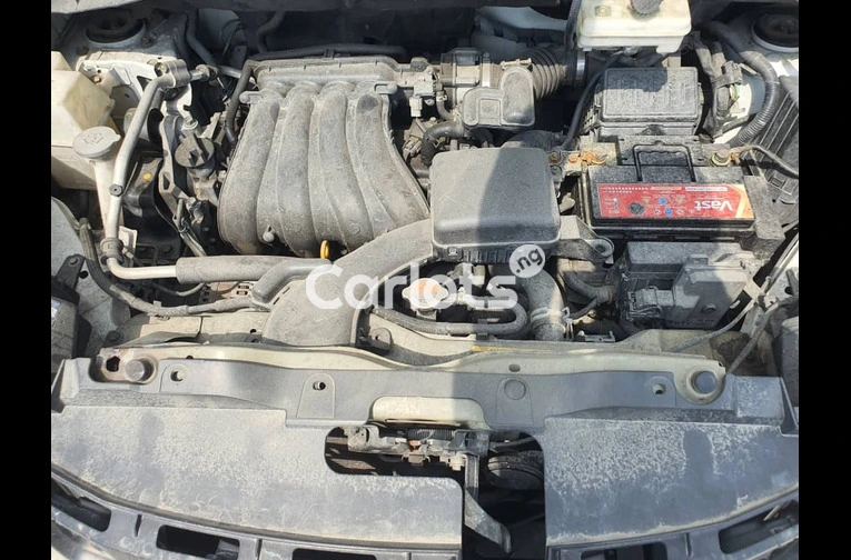 Foreign used Nissan NV 200 Van - 2/7