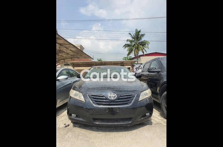 Registered 2009 Toyota Camry XLE V6 engine - 1/7
