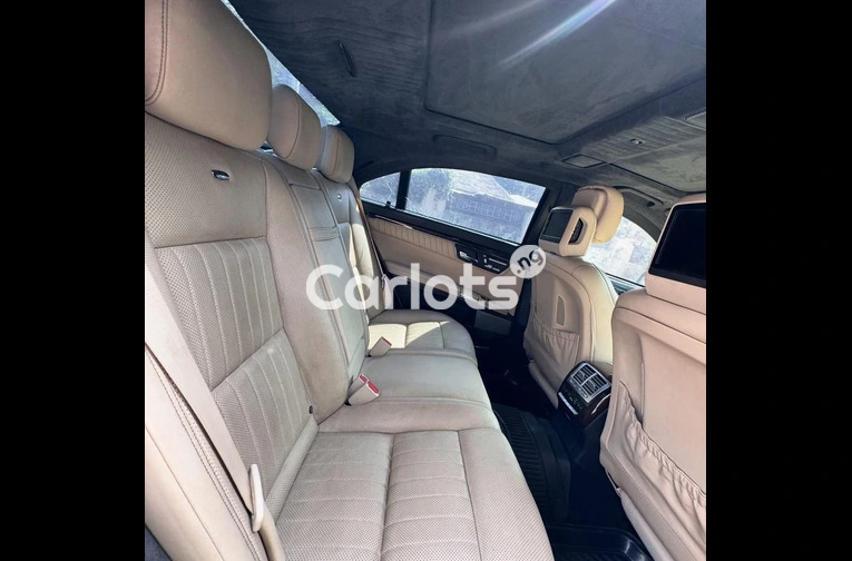 2011 BULLETPROOF MERCEDES BENZ S600 V12 - 6/7