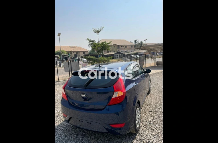 2017 HYUNDAI ELANTRA GT - 2/6