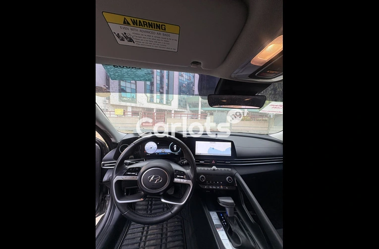 FOREIGN USED HYUNDAI ELANTRA 2023 MODEL - 5/6