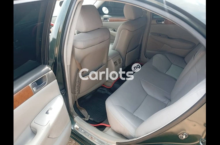 LEXUS ES330 2006 - 4/7