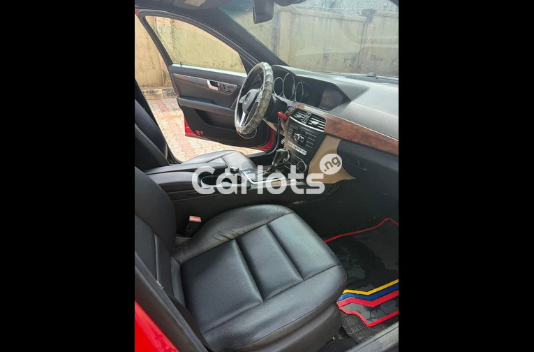 2012 MERCEDES BENZ C300 - 6/6