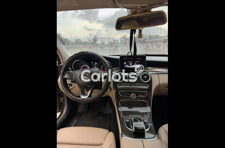 2015 MERCEDES BENZ C300 AMG TRIM - 3/7
