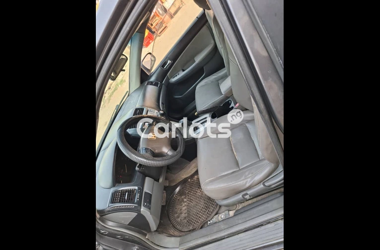 2006 Honda Accord DC - 3/5