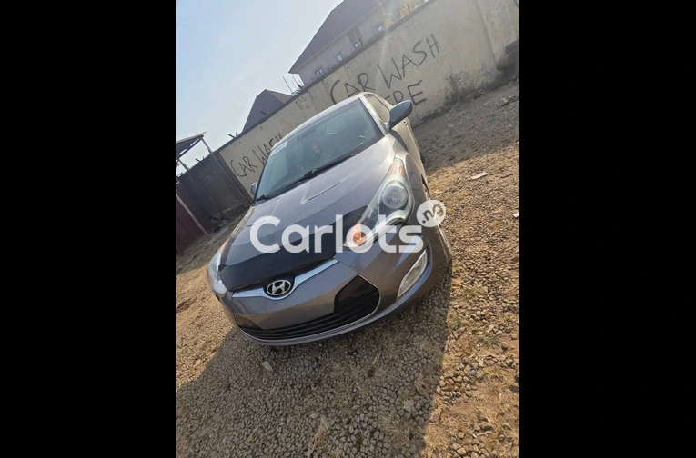 2013 Hyundai Veloster - 1/5