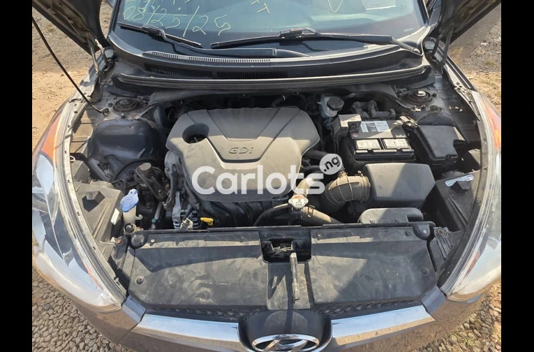 2013 Hyundai Veloster - 5/5