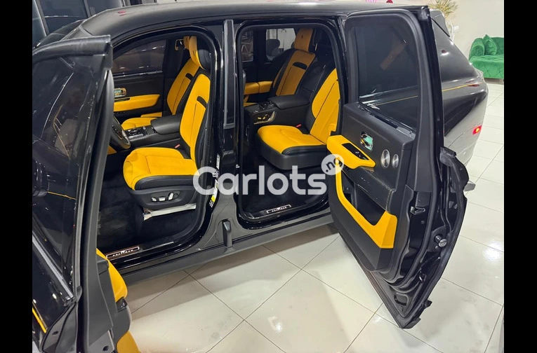 Brand New 2023 Rolls Royce Cullinan - 3/5