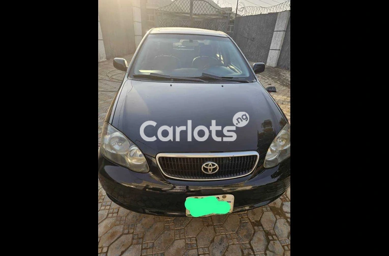 Foreign used standard 2004 Toyota Corolla