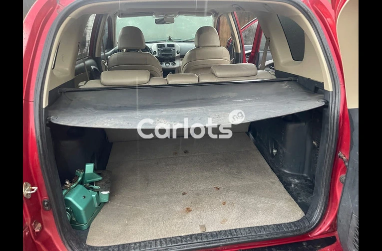 Toyota RAV4 2008 - 6/7