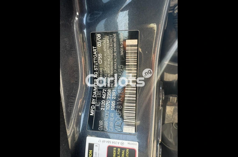 EXTREMELY CLEAN 2008 MERCEDES C300 - 6/7