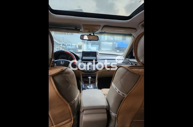 2008 Honda Accord - 2/7