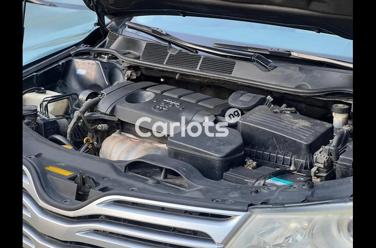 PURE FIRST BODY 2012 TOYOTA VENZA LE V4 - 6/7