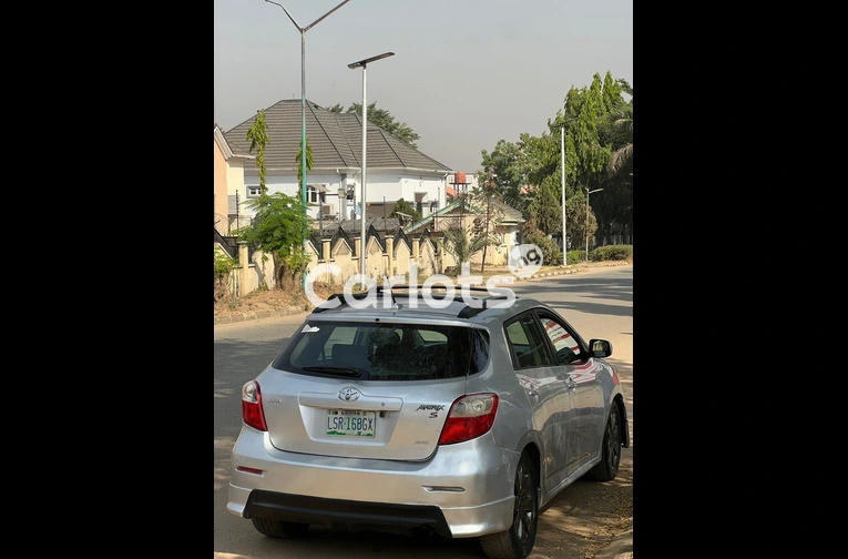 First body 2010 Toyota matrix - 1/5