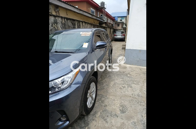 FOREIGN USED 2016 TOYOTA HIGHLANDER 4PLUGS - 6/7