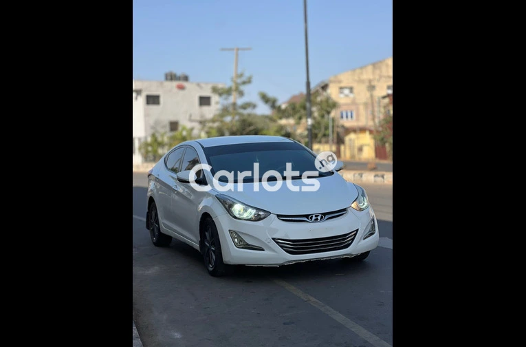 2012 HYUNDAI ELANTRA - 2/7