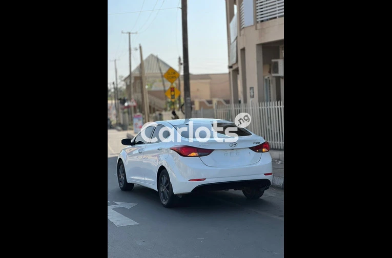 2012 HYUNDAI ELANTRA - 6/7