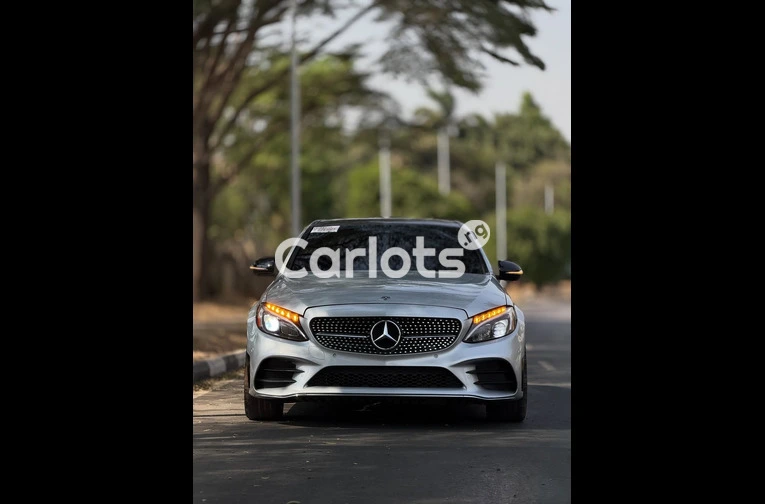 2018 Mercedes C43 AMG (Foreign Used) - 2/7