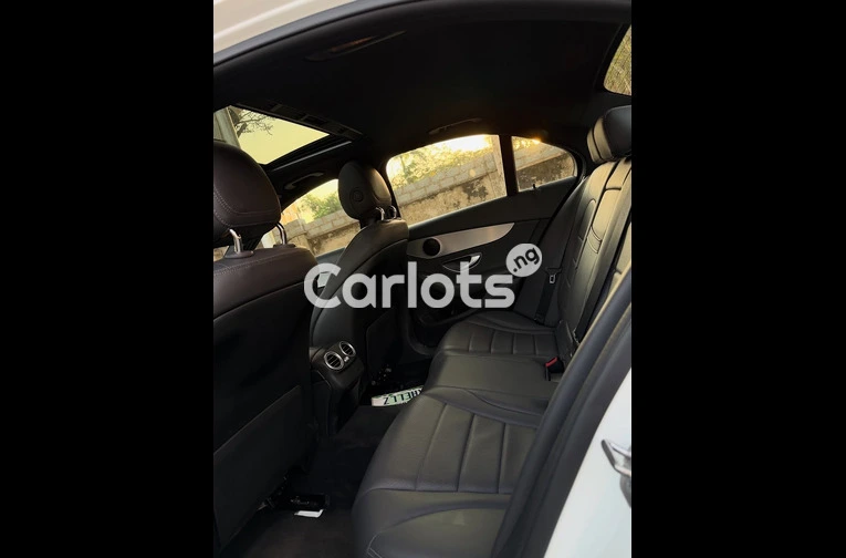 Foreign Used 2019 Mercedes Benz C300 - 4/7