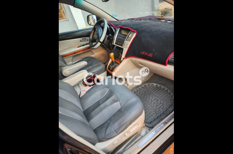 CLEAN REGISTERED 2009 LEXUS RX350 WITH ANDROID SCREEN - 2/5