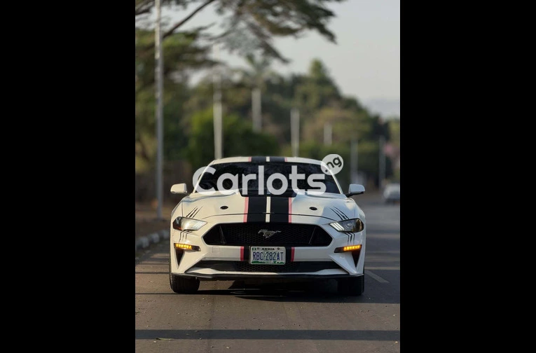 2021 FORD MUSTANG 5.0 (TUNED) - 2/7