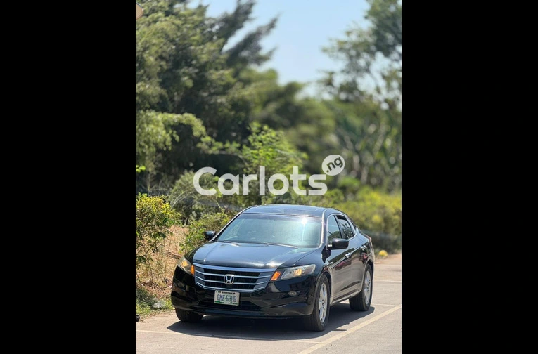 2010 HONDA CROSSTOUR - 1/7