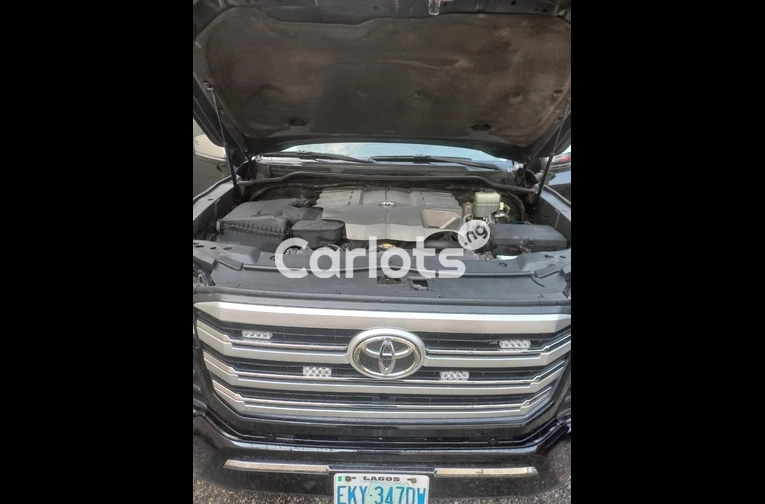 BOUGHT BRAND NEW 2016⬆️2023 TOYOTA LANDCRUISER VX - 5/7