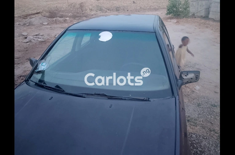 Nigeria used Volkswagen Golf 1999 - 2/7