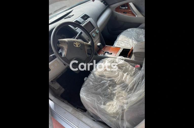 TOKUNBO 2008 TOYOTA CAMRY FULL OPTION - 2/7