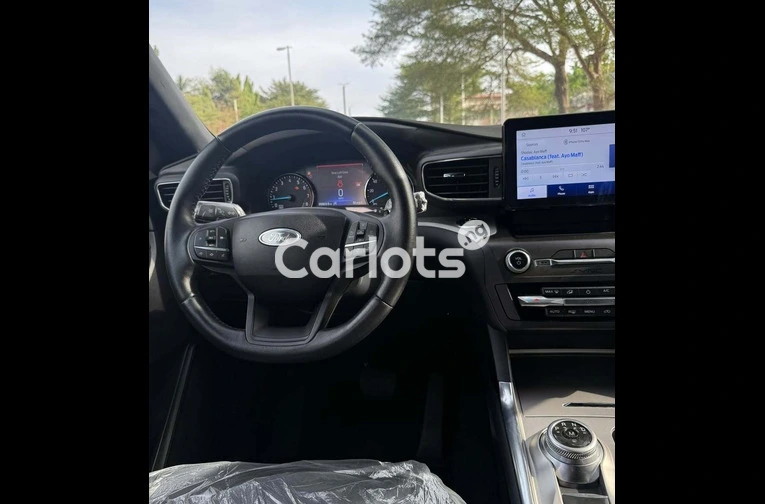 2020  Ford Explorer SUV - 3/7