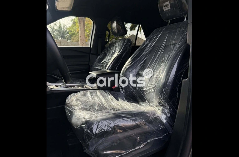 2020  Ford Explorer SUV - 6/7