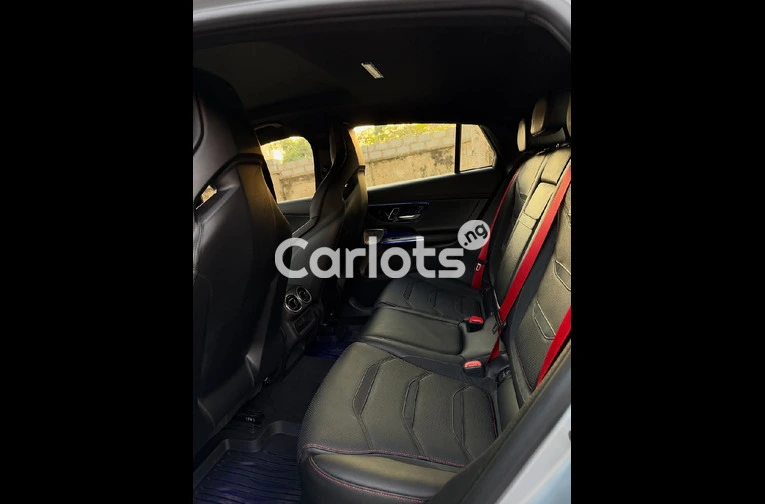 2024 Mercedes-Benz GLC43 AMG – Foreign Used - 5/7