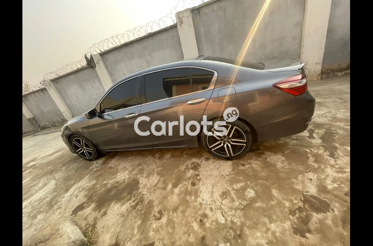 Registered 2017 Honda Accord - 6/7