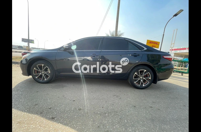 Foreign used Standard 2016 V6 Toyota Camry - 7/7