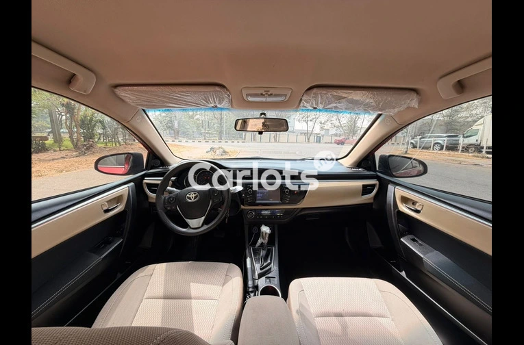 2014 TOYOTA COROLLA  L E - 2/7