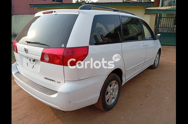 FOREIGN USED 2008 TOYOTA SIENNA LE FULL OPTION - 6/7