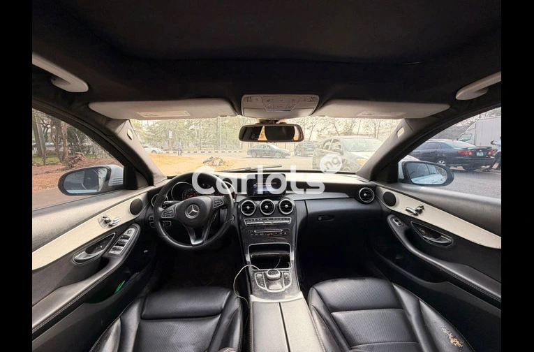 2017 MERCEDES BENZ C400 - 2/7