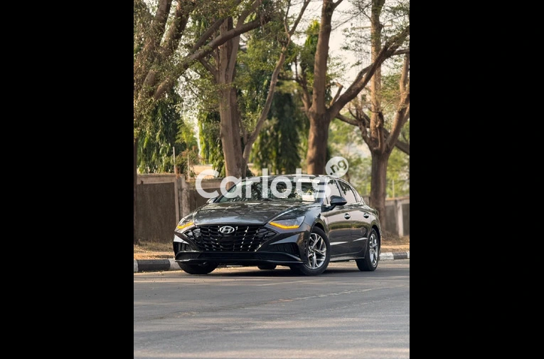 2020 Hyundai Sonata (Foreign Used, Very Clean) - 1/7