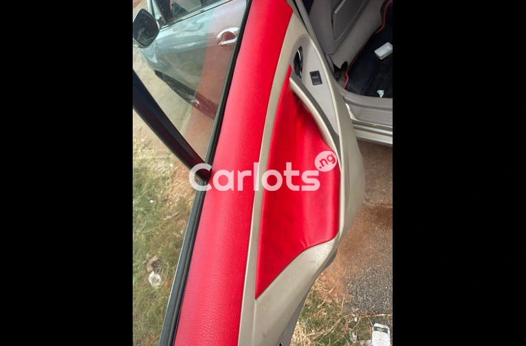 2008 Toyota Camry spider - 5/7