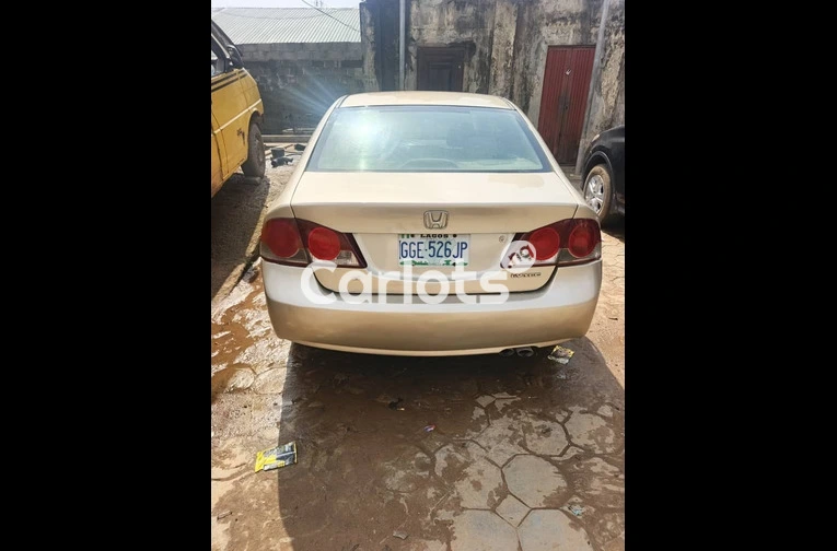 UBER STANDARD 2008 HONDA CIVIC - 7/7