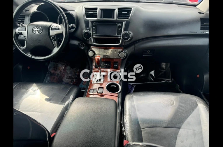FOREIGN USED 2012 TOYOTA HIGHLANDER LIMITED - 2/6