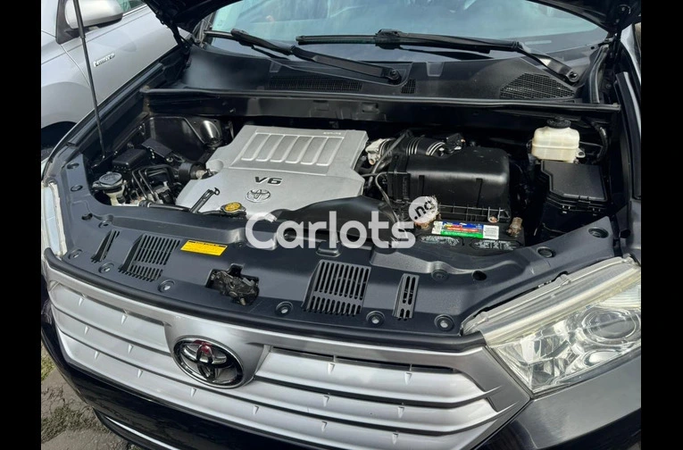 FOREIGN USED 2012 TOYOTA HIGHLANDER LIMITED - 4/6