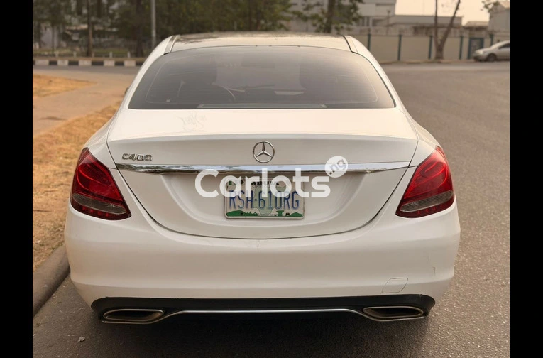 2017 Mercedes Benz C300 - 7/7