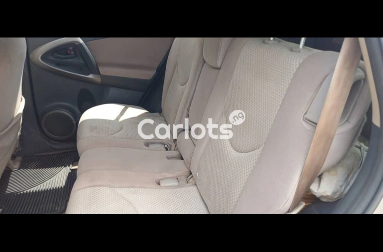 Neat 2008 Toyota RAV4 - 2/7