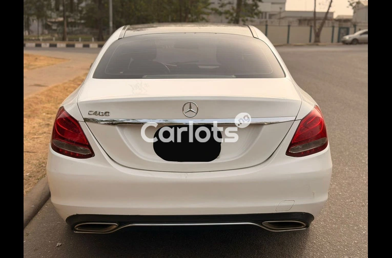 2017 MERCEDES BENZ C300 FULL OPTION - 7/7