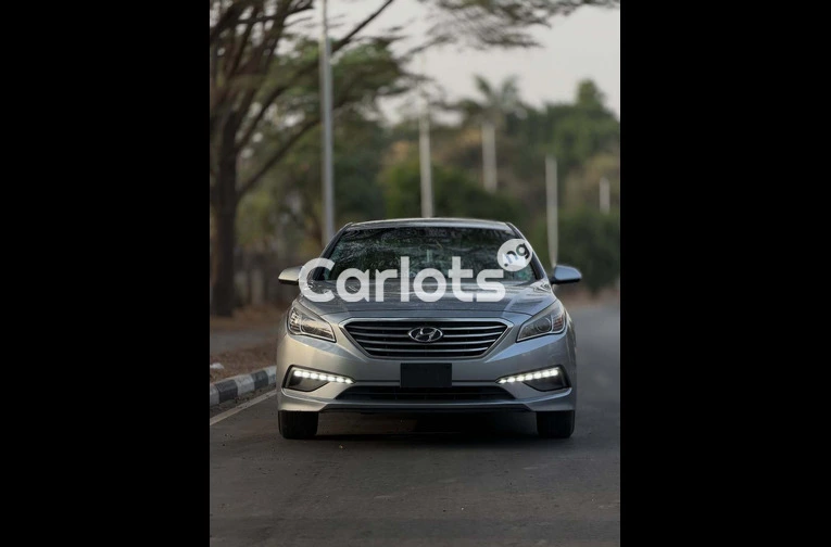 HYUNDAI SONATA 2015 - 2/6