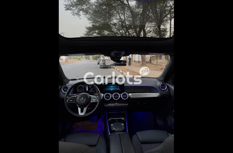 Mercedes-Benz GLB 250 2022 Foreign Used - 3/7