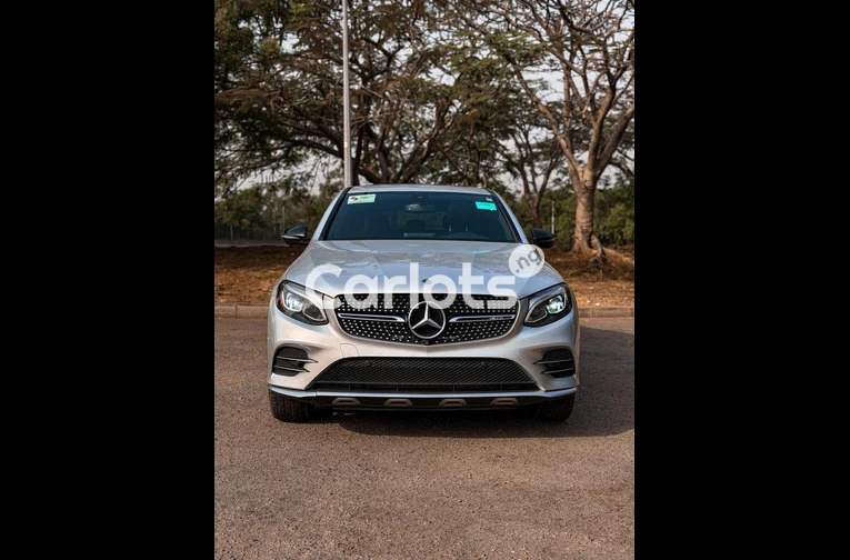 FOREIGN USED 2019 MERCEDES BENZ GLC43 AMG COUPE - 2/7